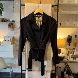 Burberry short trenchcoat